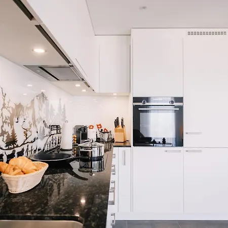 Stockhorn In See- Und Bergnaehe, Modern, Mit Balkon, 4 Gaeste Апартаменты *