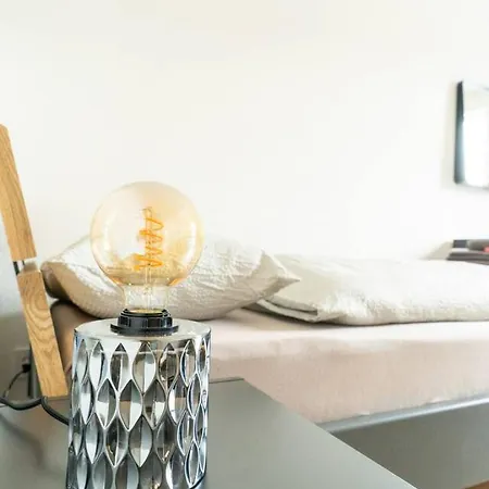 Stockhorn In See- Und Bergnaehe, Modern, Mit Balkon, 4 Gaeste * Шпиц