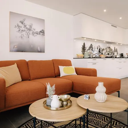 Апартаменты Stockhorn In See- Und Bergnaehe, Modern, Mit Balkon, 4 Gaeste Шпиц