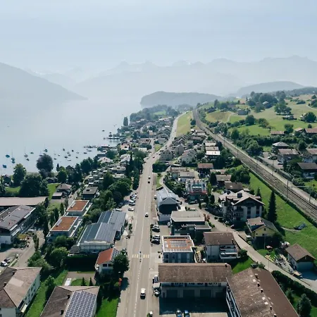 Stockhorn In See- Und Bergnaehe, Modern, Mit Balkon, 4 Gaeste * Spiez
