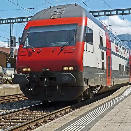 Stockhorn In See- Und Bergnaehe, Modern, Mit Balkon, 4 Gaeste *