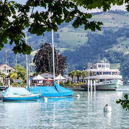 Stockhorn In See- Und Bergnaehe, Modern, Mit Balkon, 4 Gaeste