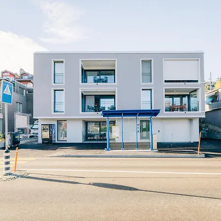 Stockhorn In See- Und Bergnähe, Modern, Mit Balkon, 4 Gäste