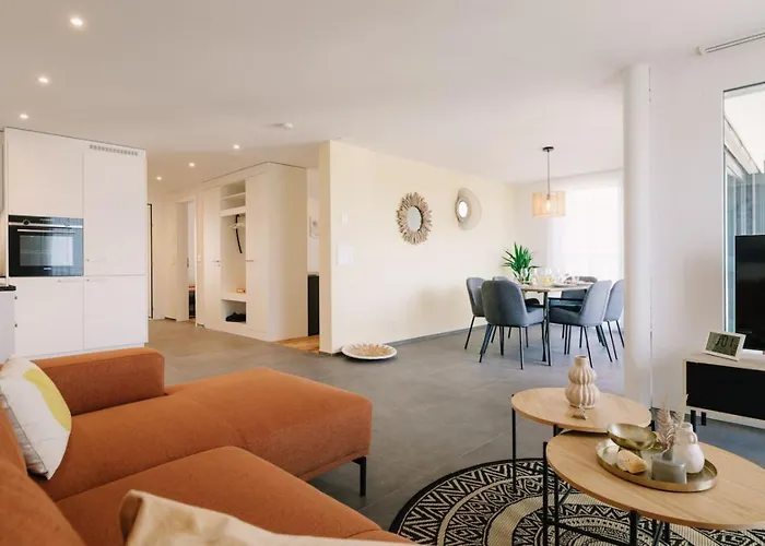 Stockhorn In See- Und Bergnaehe, Modern, Mit Balkon, 4 Gaeste Apartmán *