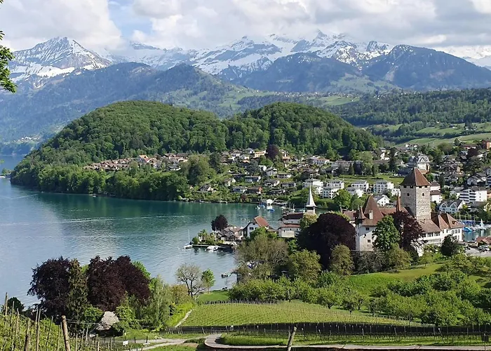 Stockhorn In See- Und Bergnaehe, Modern, Mit Balkon, 4 Gaeste * Spiez