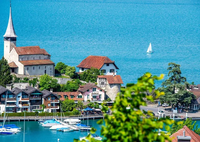 Stockhorn In See- Und Bergnaehe, Modern, Mit Balkon, 4 Gaeste