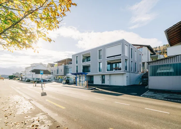 Stockhorn In See- Und Bergnaehe, Modern, Mit Balkon, 4 Gaeste
