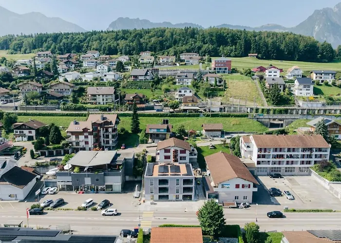 Stockhorn In See- Und Bergnaehe, Modern, Mit Balkon, 4 Gaeste *