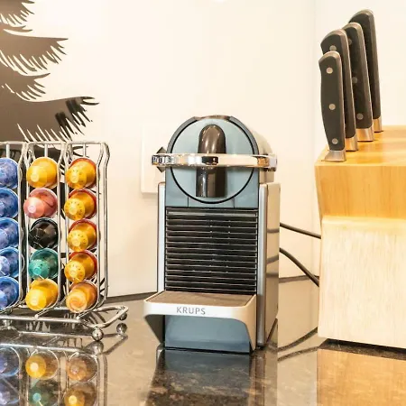 Stockhorn In See- Und Bergnaehe, Modern, Mit Balkon, 4 Gaeste *