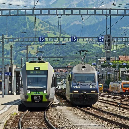 Stockhorn In See- Und Bergnaehe, Modern, Mit Balkon, 4 Gaeste Appartement Spiez